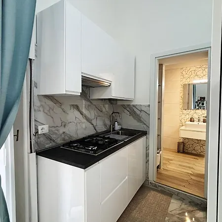 Dei Mercanti サレルノ