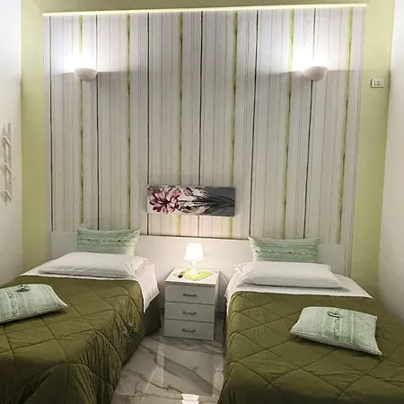 Dei Mercanti 3* サレルノ