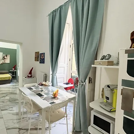 Dei Mercanti Bed and Breakfast 4*