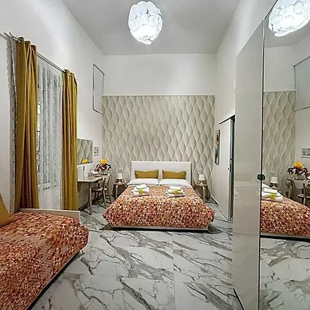 Dei Mercanti Bed and Breakfast Σαλέρνο